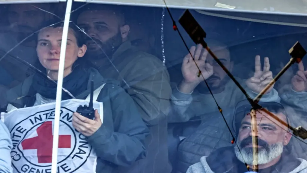 محادثات سرية أمريكية  مع حماس بشأن الرهائن الأمريكيين في غزة