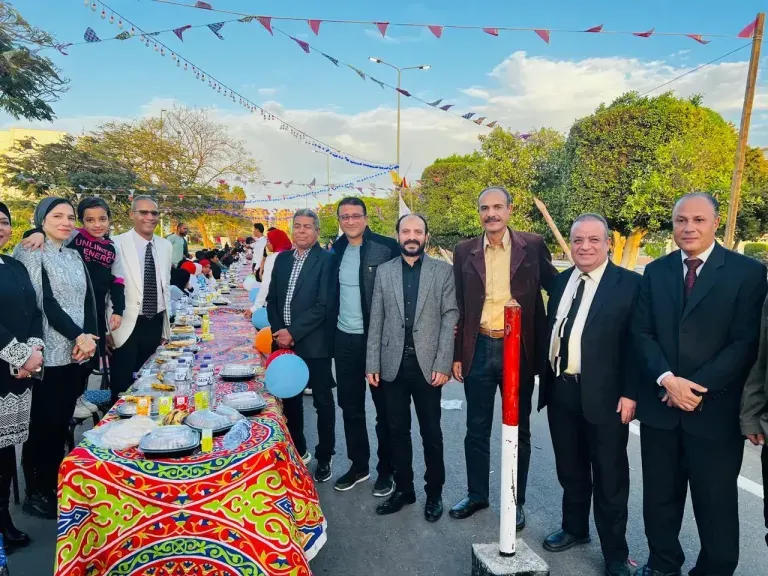 تحت شعار ”رمضان يجمعنا ” :جامعة المنيا تنظم أضخم مائدة إفطار جماعي في تاريخها بالتعاون مع صندوق تحيا مصر (1) تحت شعار ”رمضان يجمعنا ” :جامعة المنيا تنظم أضخم مائدة إفطار جماعي في تاريخها بالتعاون مع صندوق تحيا مصر (1)