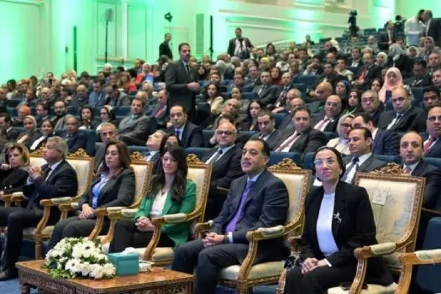 بحضور رئيس الوزراء المصري المنظمات الدولية تشيد بمبادرة المشروعات الخضراء الذكية التي تنفذ في مصر