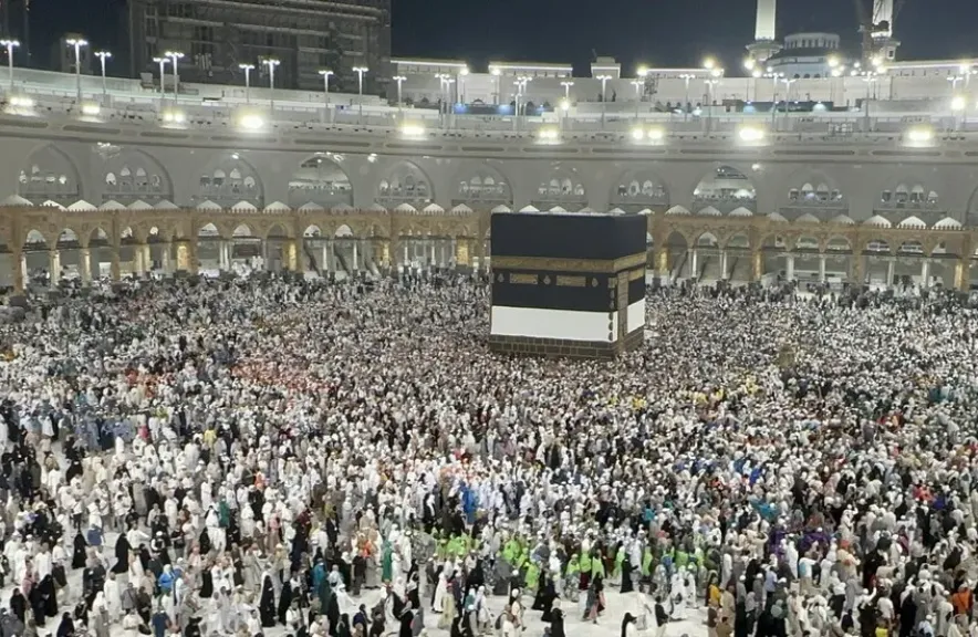 بدعاءٍ مؤثر في ليلة القدر.. السديس يتضرع لفلسطين ويشعل التفاعل على مواقع التواصل-فيديو