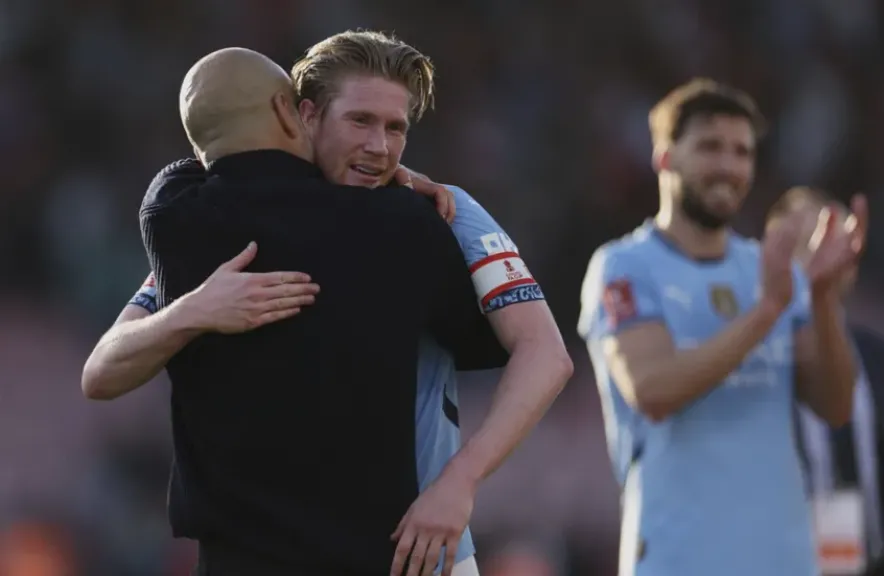 رسمياً.. دي بروين يعلن رحيله عن مانشستر سيتي بعد 10 سنوات من المجد والبطولات