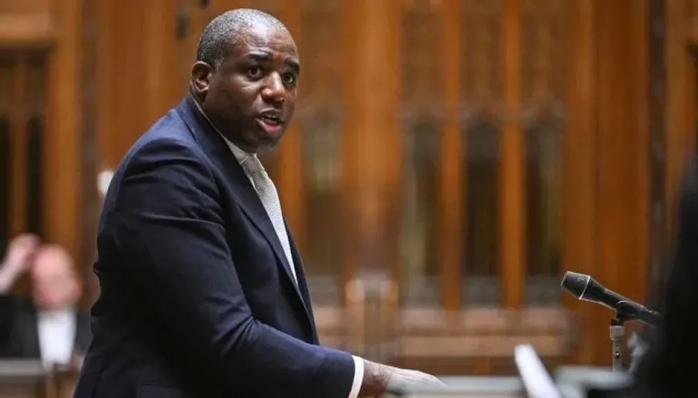 فضيحة سياسية تهز العلاقات البريطانية الإسرائيلية.. تل أبيب تحتجز نائبين بريطانيين ولندن تحتج رسميًا