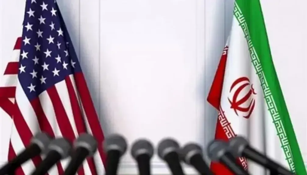 مفاوضات ”هادئة ومبهمة” بين واشنطن وطهران في مسقط.. هل تُعيد عُمان إحياء الاتفاق النووي؟ (1) مفاوضات ”هادئة ومبهمة” بين واشنطن وطهران في مسقط.. هل تُعيد عُمان إحياء الاتفاق النووي؟ (1)