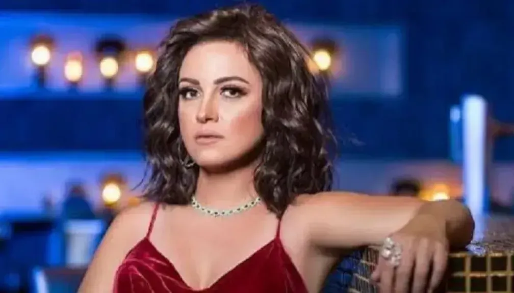 ريهام عبد الغفور تتوج بـ”هيباتيا الذهبية” في مهرجان الإسكندرية للفيلم القصير 2025 تكريمًا لمسيرتها الثرية