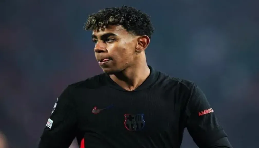 الركراكي يكشف السبب الحقيقي وراء رفض لامين يامال تمثيل المغرب واختياره منتخب إسبانيا- انا أسباني أكثر