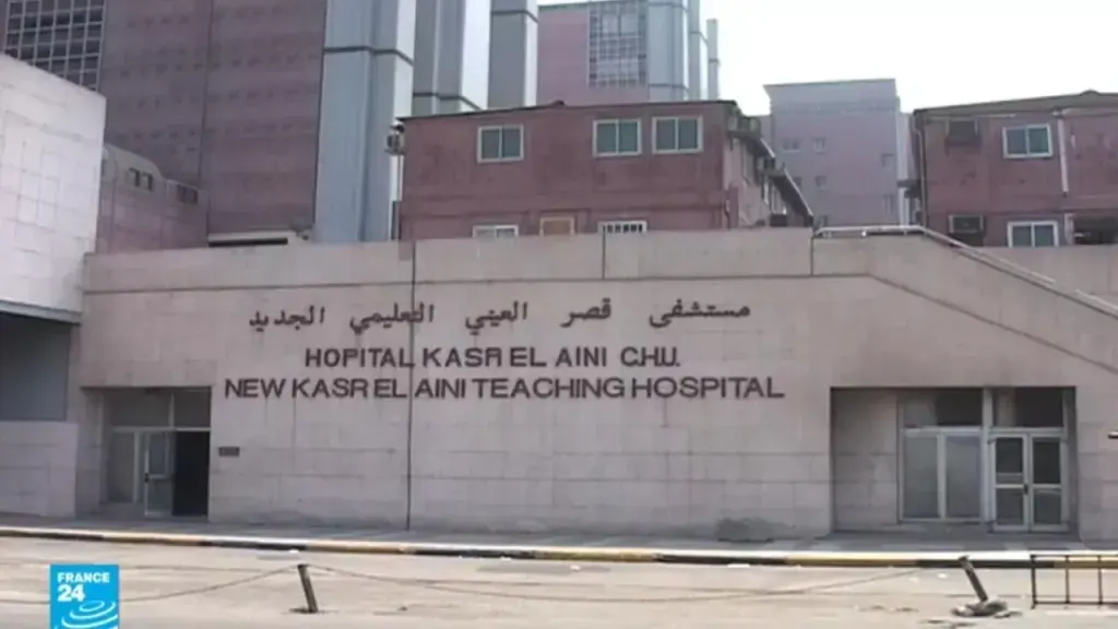 أزمة أطباء الامتياز في قصر العيني.. إيقاف تعسفي بدون تحقيق والسبب: منشورات على السوشيال ميديا