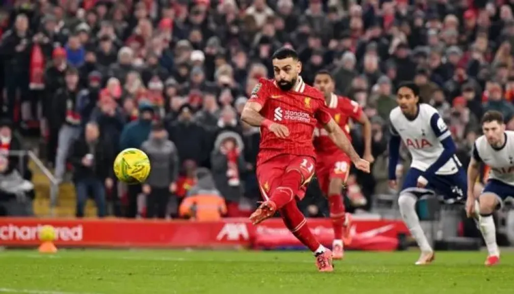 القنوات الناقلة لمباراة ليفربول وتوتنهام اليوم.. وتفاصيل البث المباشر