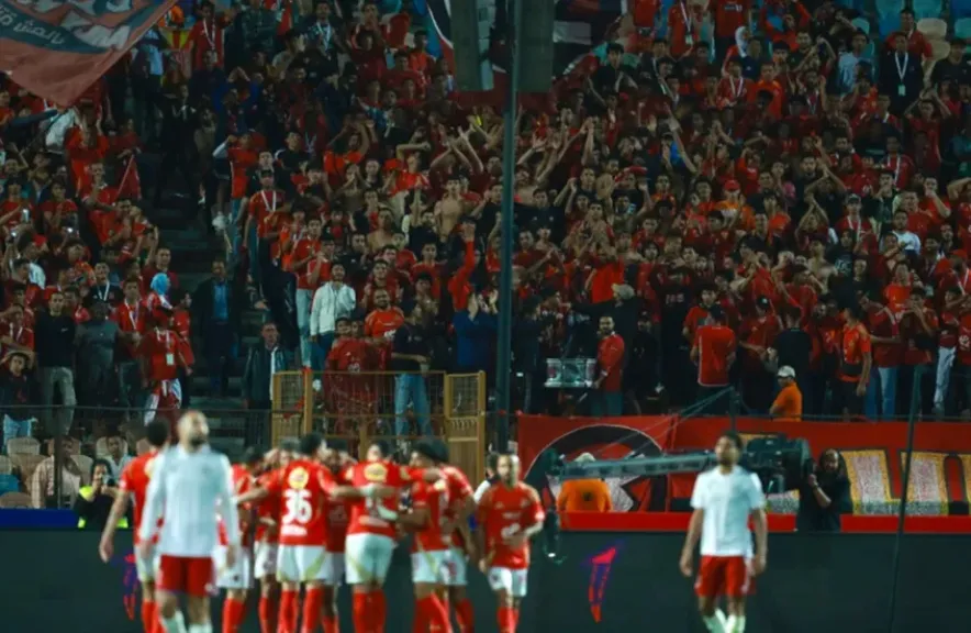 الأهلي يكتسح حرس الحدود بخماسية ويشعل الصراع على لقب الدوري المصري الممتاز