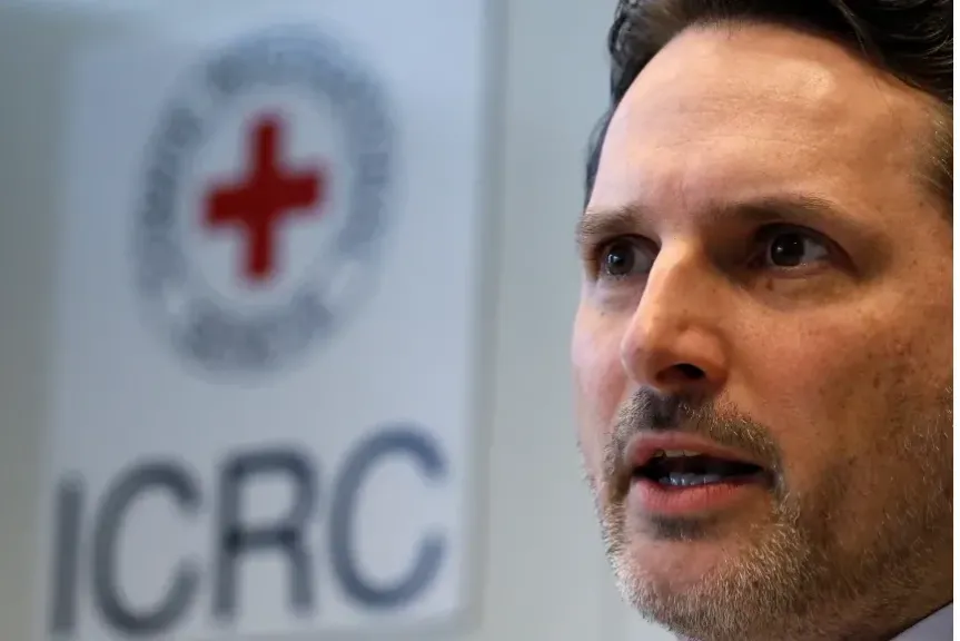 الصليب الأحمر: ما يحدث في غزة ”يشكك في إنسانيتنا”.. ومناشدة دولية عاجلة لوقف الفظائع