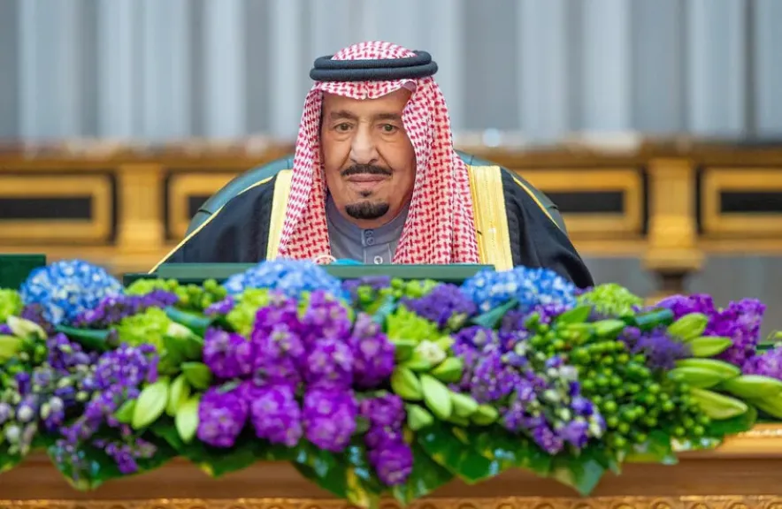 بأوامر ملكية.. تغييرات واسعة في المناصب العليا بالسعودية تشمل أمراء ووزراء ومسؤولين بارزين