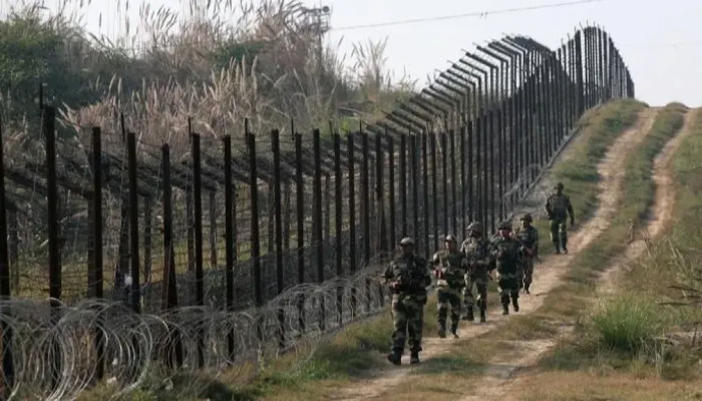 ترامب يعلن التوصل لاتفاق وقف إطلاق نار ”كامل وفوري” بين الهند وباكستان بوساطة أمريكية