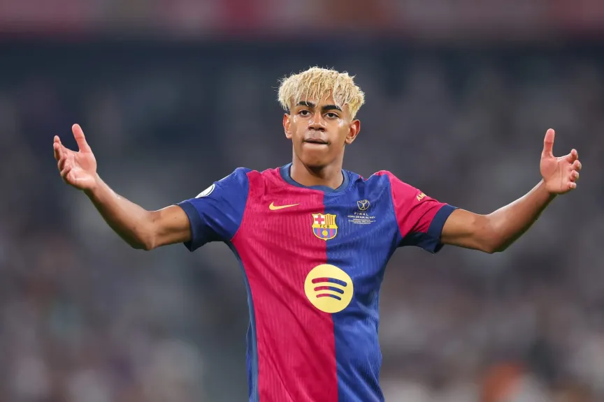 ديكو:  لامين يامال لم يطلب أن يكون الأعلى أجرًا وبرشلونة أفضل مكان له