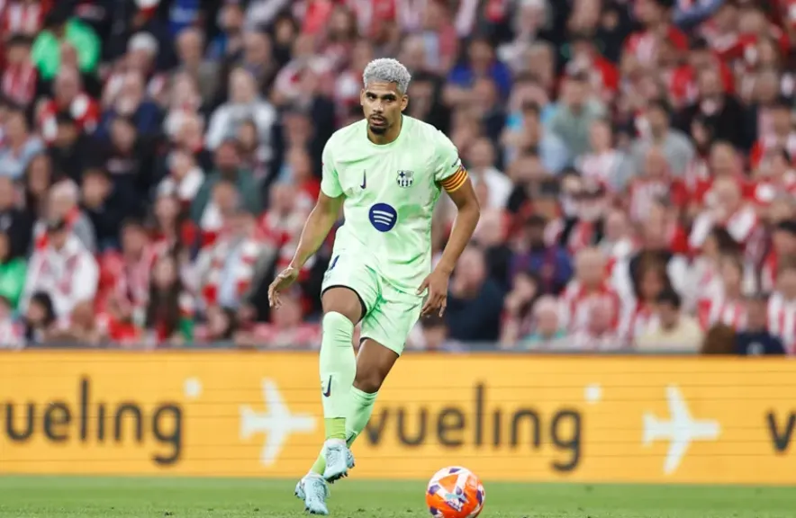 شرطًا وحيدًا لنادي برشلونة  لرحيل  رونالد أراوخو