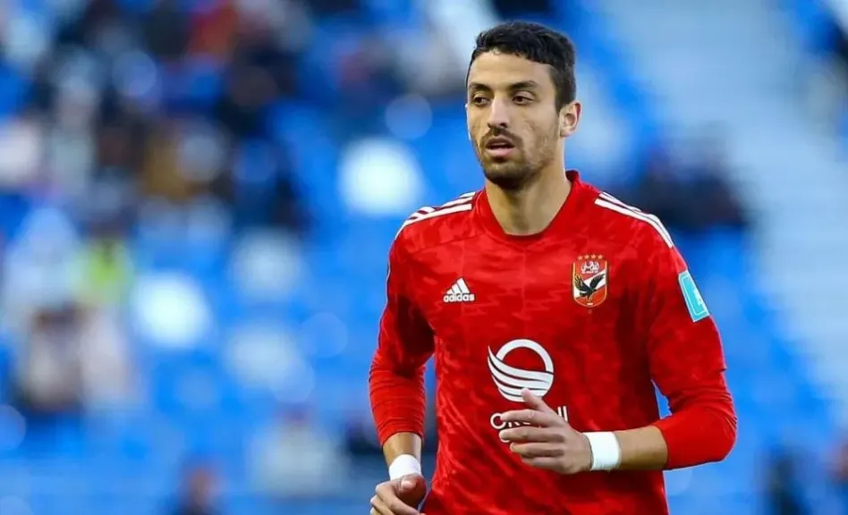 الأهلي يرفض عرضًا قطريًا لضم طاهر محمد طاهر