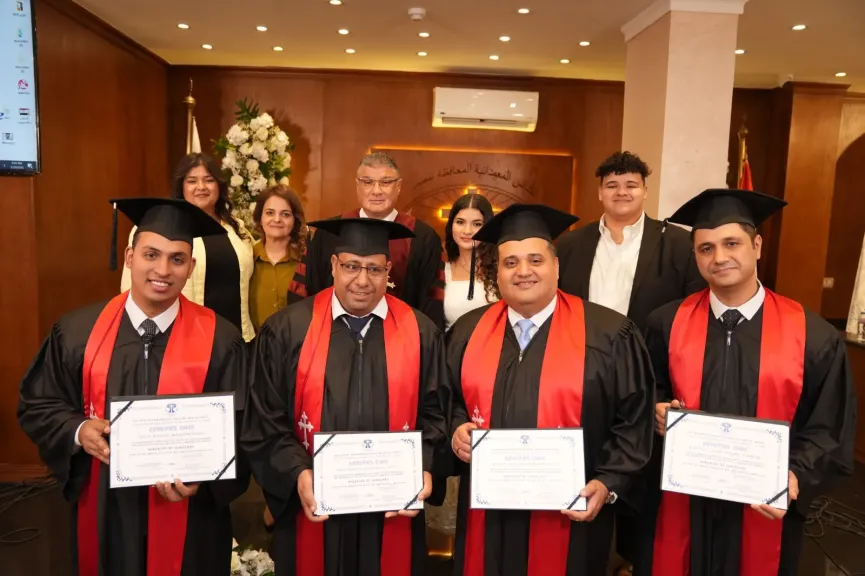 رئيس الطائفة الإنجيلية ووزراء ونواب يشهدون حفل تخرج الدفعة الثانية لكلية اللاهوت المعمدانية المحافظة