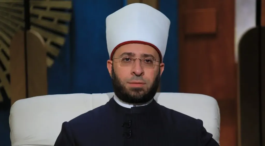 قرار من الأوقاف بنقل أئمة كبار إلى مناطق نائية بسبب السفر للحج دون إذن