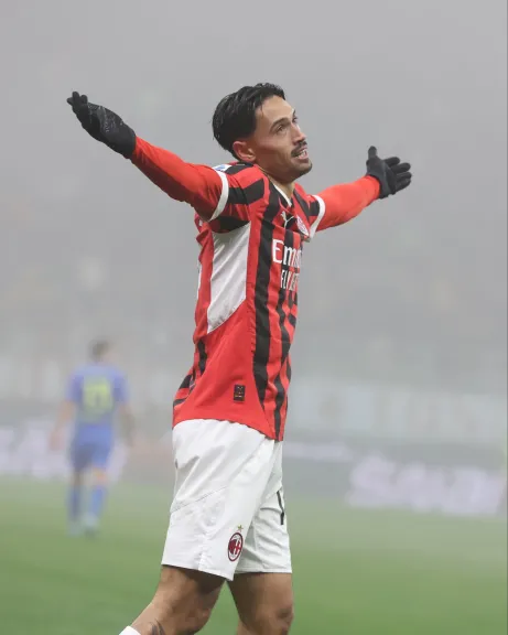 مانشستر سيتي يقترب من حسم أولى صفقاته الصيفية بضم تيجاني رايندرز