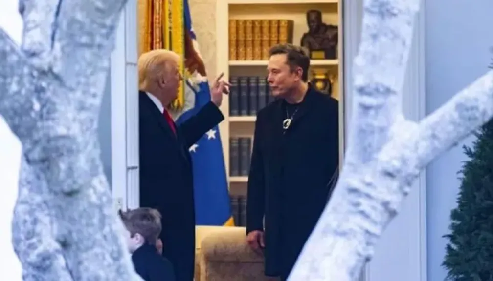 أصدقاء الأمس أعداء اليوم... سقوط تحالف السلطة والمال في واشنطن