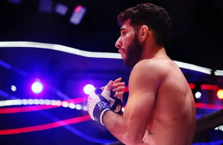 لاعب الفنون القتالية محمد هيباتي  يعلن عودته إلى إيران للدفاع عن بلاده بعد الغارات الإسرائيلية الأخيرة