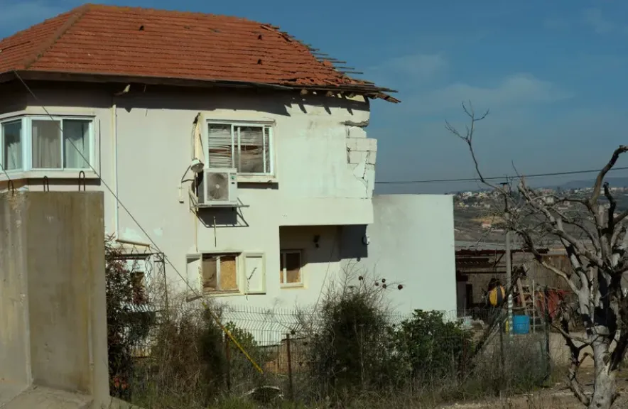 رئيس مستوطنة المطلة يدعو سكان وسط إسرائيل للانتقال إلى الشمال