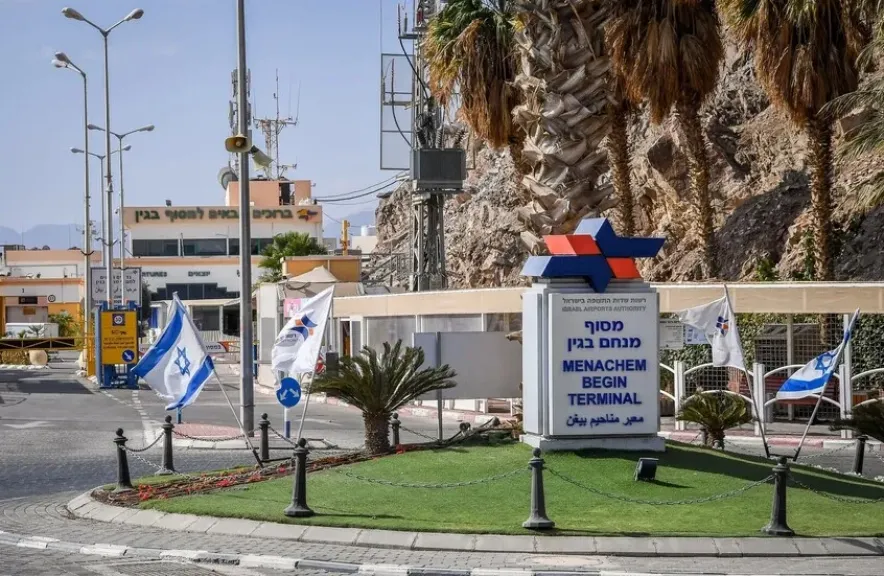 رغم التحذيرات الأمنية.. مئات الإسرائيليين يفرون من القصف الإيراني عبر سيناء إلى أوروبا