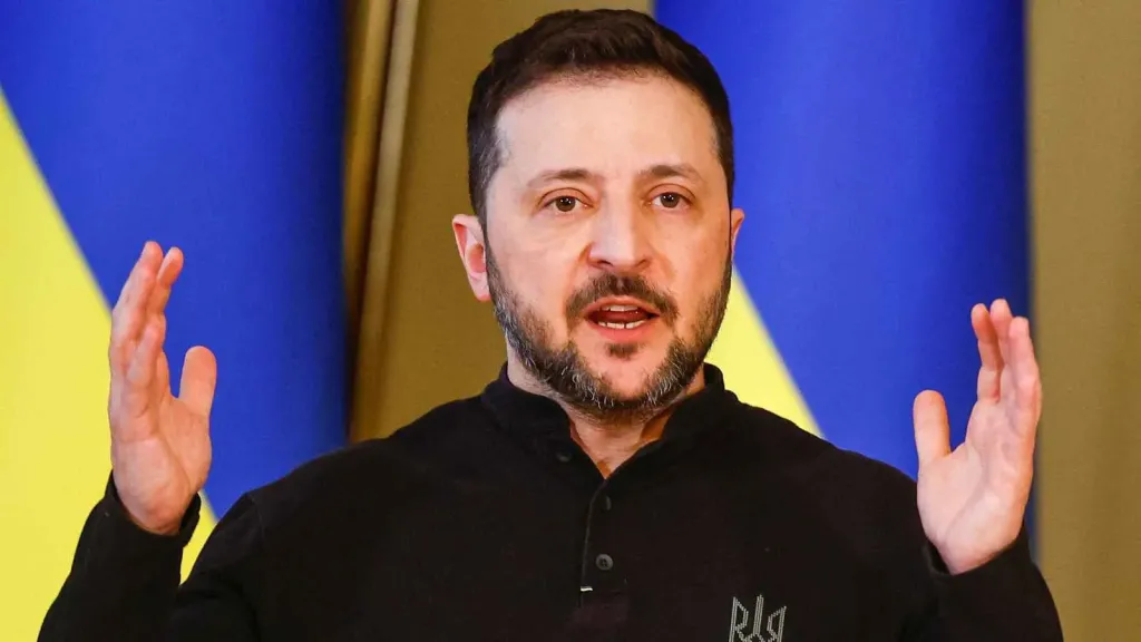 زيلينسكي يشيد بحسم ترامب بعد قصف إيران