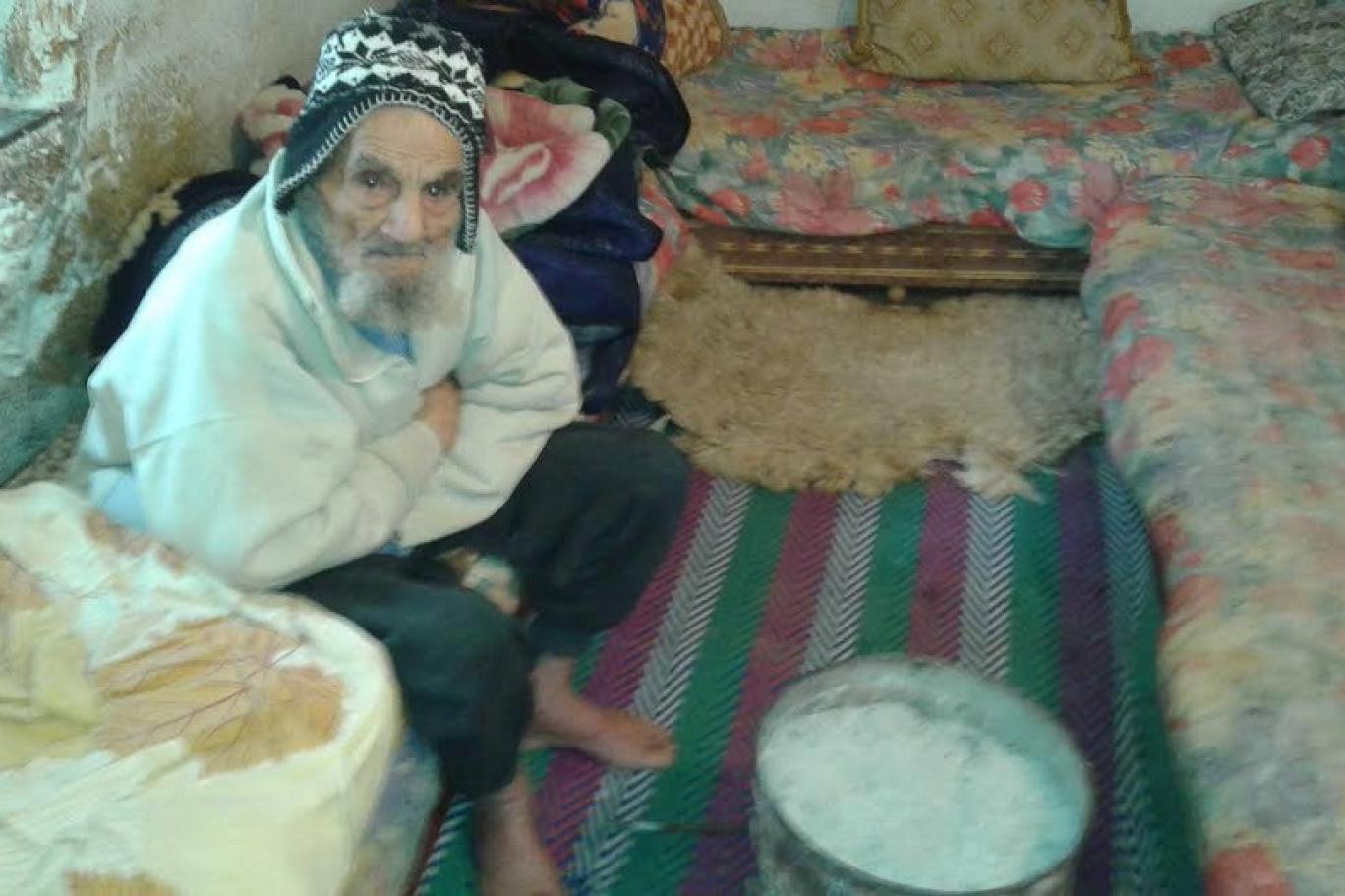 معمرون مغاربة تجاوزوا "100 عام من الصحة" كيف فعلوها؟ | اندبندنت عربية