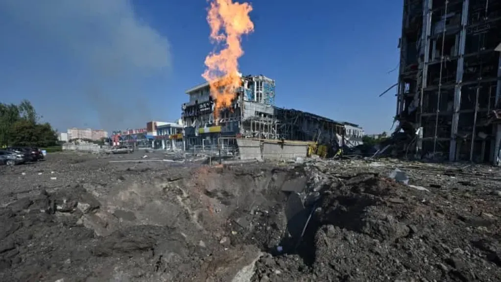 روسيا تنفذ ضربات جوية بالطائرات المسيرة والصواريخ على أوكرانيا