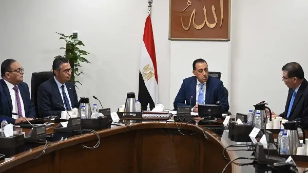 مدبولي يواصل دعم الإعلام القومي: لقاء مرتقب مع رئيس الهيئة الوطنية للصحافة لبحث ملفات حيوية