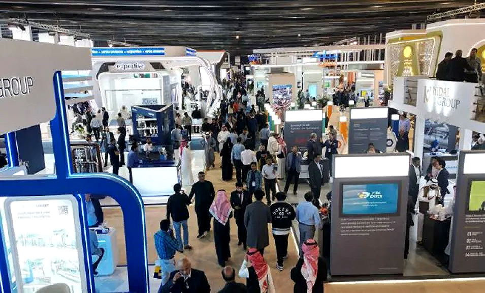 نظرة على الجلسات الفنية وورش العمل في مؤتمر IDCE 2025