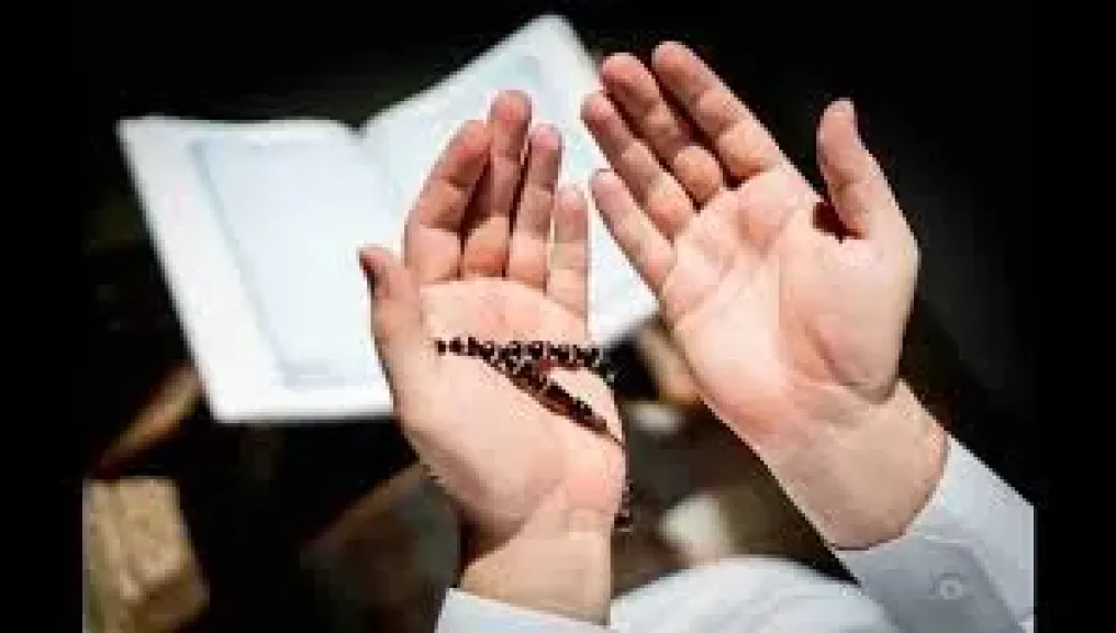 لحظة انتظار النتيجة.. دعاء يريح القلب: ”يا خفي الألطاف نجّني مما أخاف”