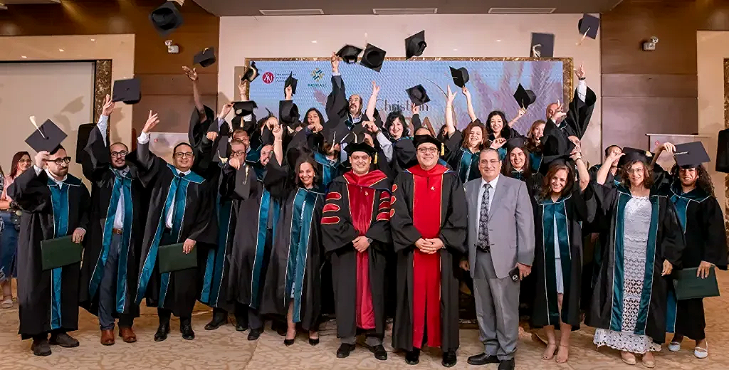 كلية لاهوت اكسبلورنيشنز تحتفل بتخريج الدفعة التاسعة من ماجستير الإدارة المسيحية