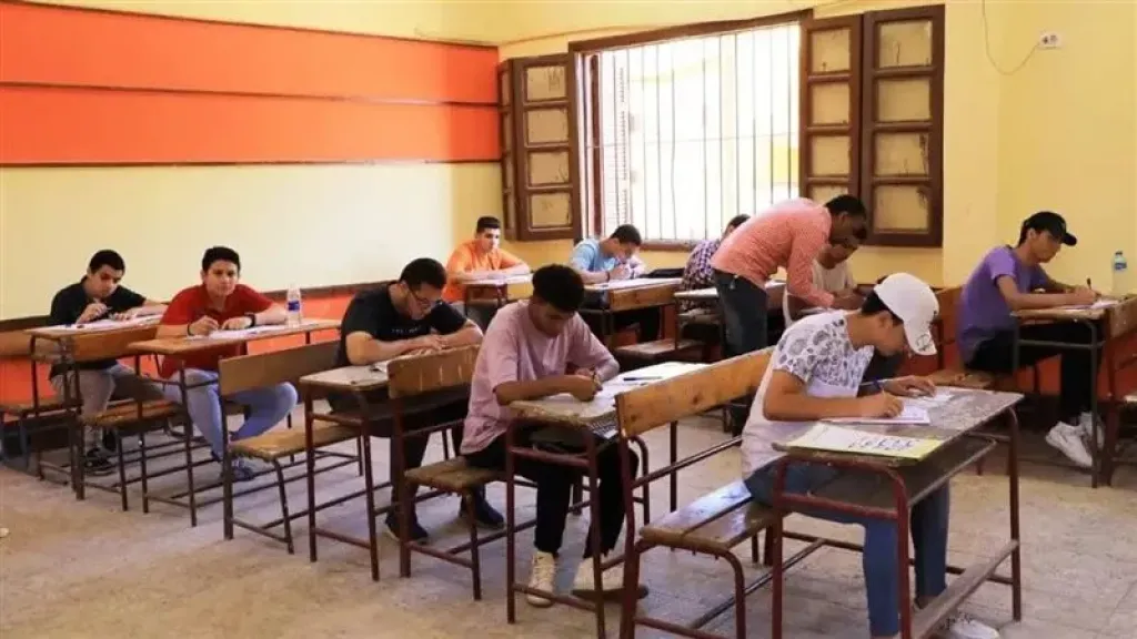 إن كنت راسبًا في مادة أو اثنتين.. هذا موعد امتحانات الدور الثاني للثانوية العامة 2025