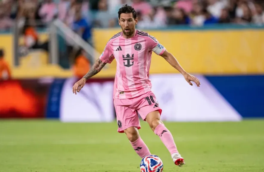 قصة أعرب بند في عقد ميسي مع انتر ميامي الأمريكي ...حرية الأعتزال في لحظه