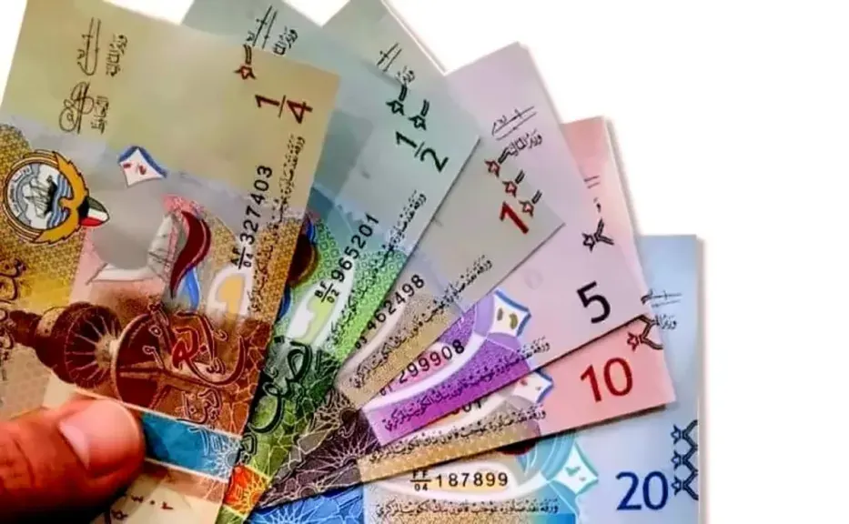 سعر الدينار الكويتى اليوم السبت 9 أغسطس 2025 مقابل الجنيه المصري