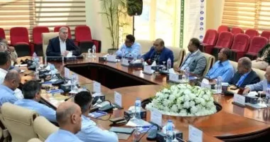 وزير البترول يتابع جهود تطوير ميناء الحمراء البترولي بالعلمين الجديدة