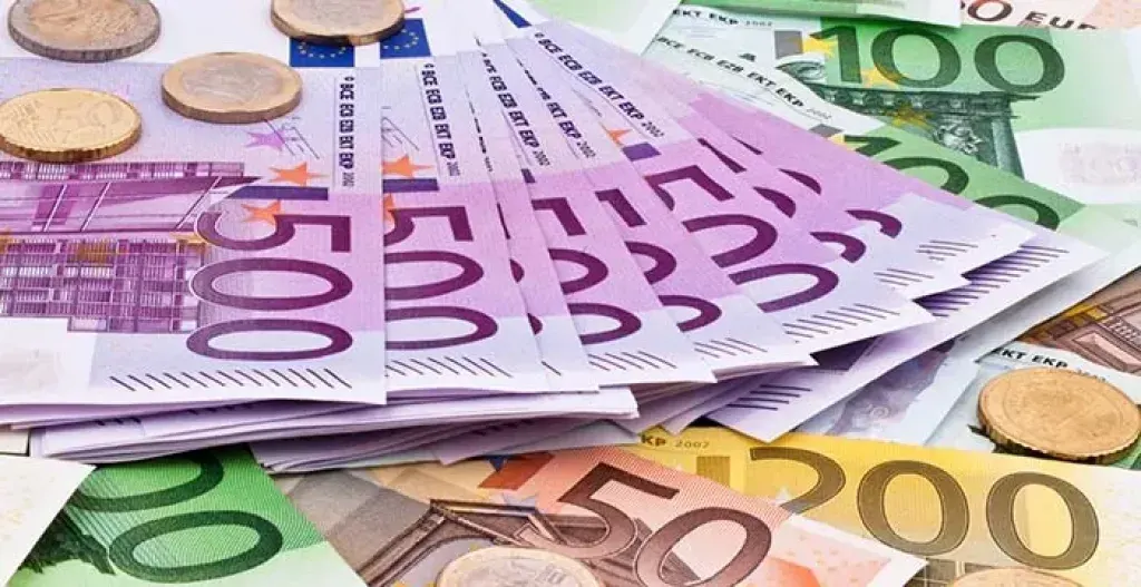 سعر اليورو مقابل الجنيه المصري اليوم الإثنين 11 أغسطس 2025