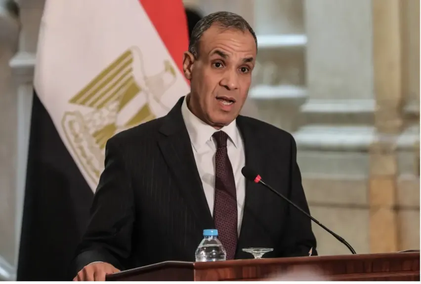 رسالة  مصرية حاسمة لإسرائيل من أمام معبر رفح ورفض قاطع لمخططات التهجير