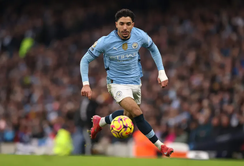 عمر مرموش يتألق في قيادة مانشستر سيتي أمام توتنهام بالدوري الإنجليزي