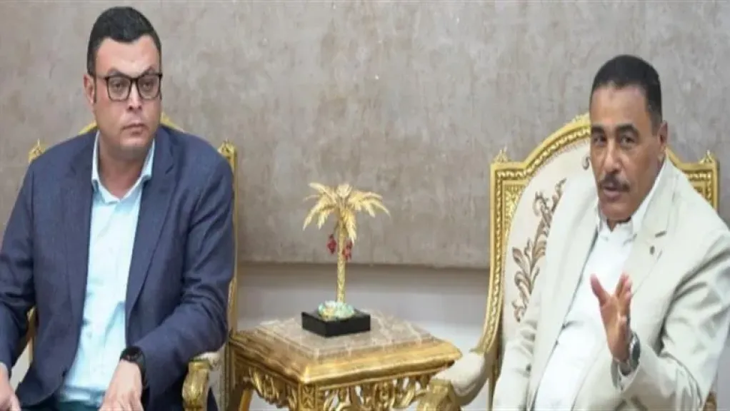 وزير الإسكان ومحافظ مطروح يتفقدان أعمال إحلال وتجديد كوبري روميل بالمحافظة