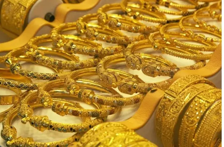 السر وراء خصم الصائغ عند شراء الذهب المستعمل.. حقيقة الضريبة المخفية أم مجرد تحوط؟