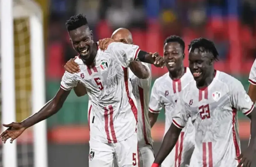منتخب السودان يطيح بالجزائر ويتأهل إلى نصف نهائي كأس إفريقيا للمحليين - فيديو