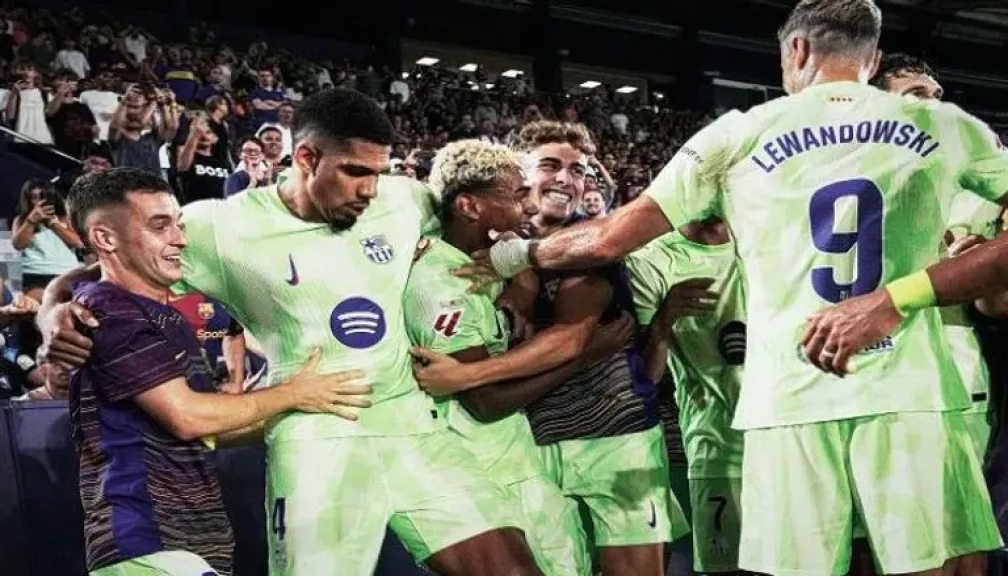 برشلونة يقلب الطاولة على ليفانتي بثلاثية مثيرة ويتصدر الدوري الإسباني