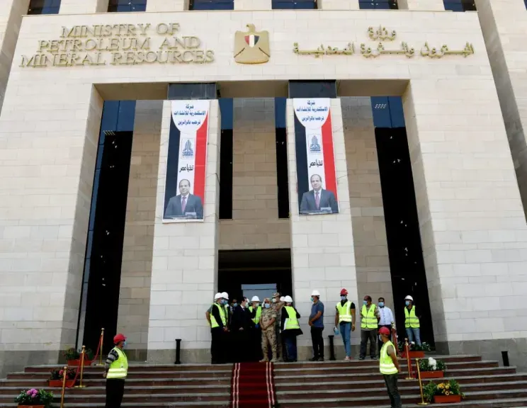 البترول: بدء إنتاج 7 ملايين قدم مكعب يوميًا من الغاز من بئر جديد بالصحراء الغربية