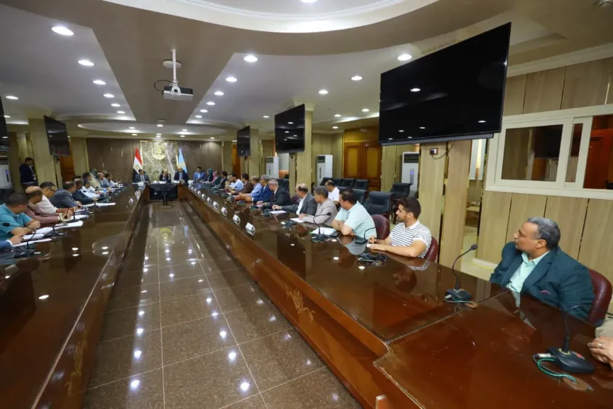 محافظ كفرالشيخ يترأس اجتماعًا موسعًا لمناقشة آليات تنفيذ قانون الإيجارات الجديد رقم 164 لسنة 2025 وتشكيل لجان الحصر والتقييم بالمراكز والمدن