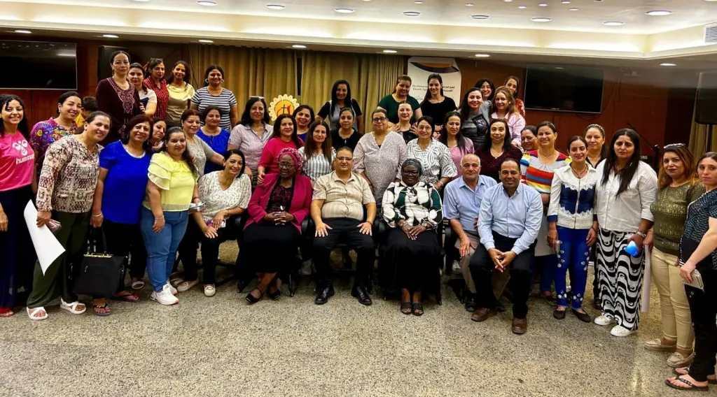 الأسقف أمجد محفوظ يلتقي زوجات الرعاة والقيادات النسائية بالمجمع الخمسيني.. رسائل روحية وشركة محبة برعاية الطائفة الإنجيلية