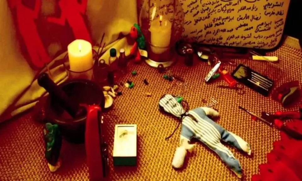 «دجل وشعوذة على الميديا».. مسترِحو الإسكندرية يستدرجون ضحاياهم عبر السوشيال ميديا