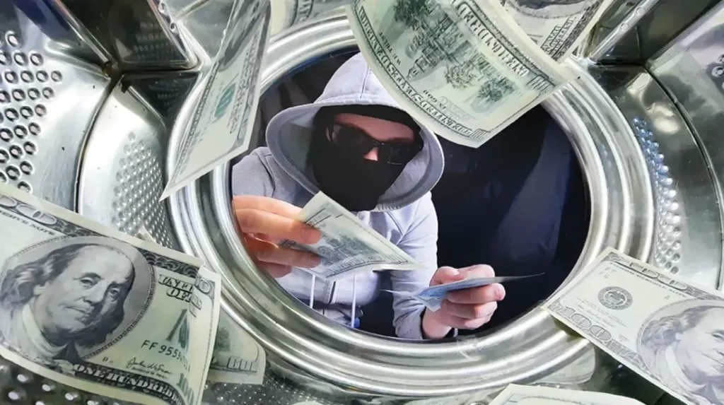 بالفيديوهات والإيحاءات.. صانعة محتوى تغسل ملايين الجنيهات وتشتري شقق وسيارات