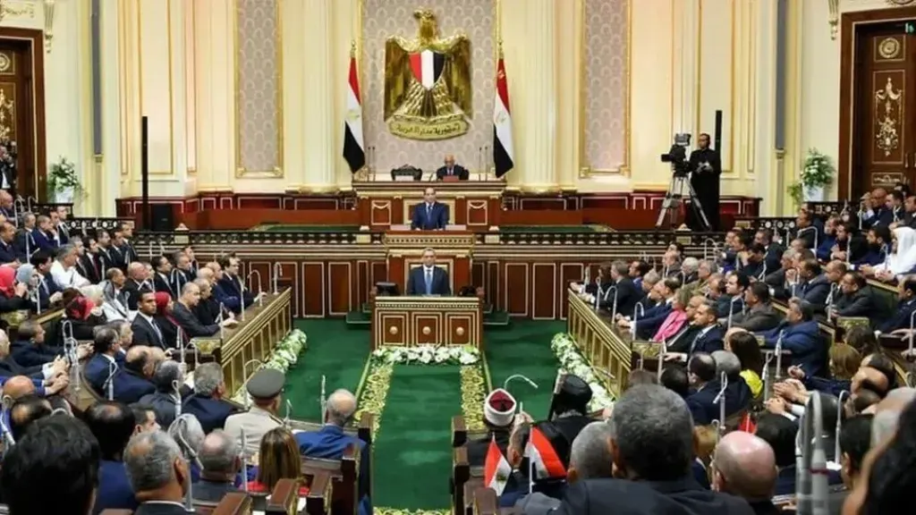 رفض التهجير.. السادات يدعو لاجتماع وطني عاجل برعاية رئيس مجلس النواب (1) رفض التهجير.. السادات يدعو لاجتماع وطني عاجل برعاية رئيس مجلس النواب (1)