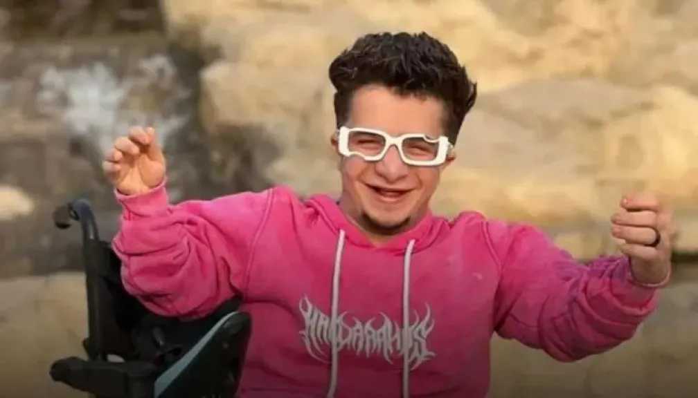 الأجهزة الأمنية توقف التيك توكر عمر فرج وشقيقه بعد إساءة استخدام السوشيال ميديا